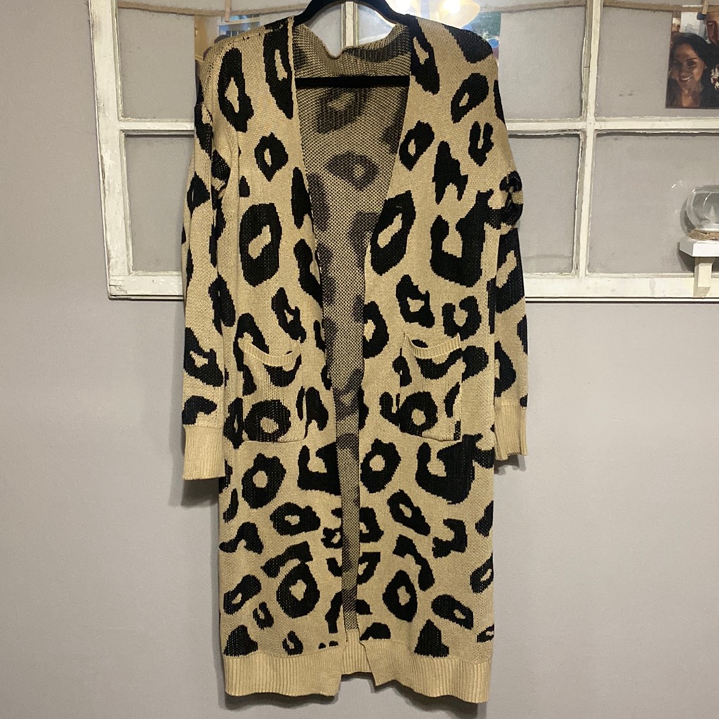 Open Front Cheetah Sweater . Worn Once. Medium.